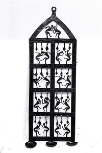 Tenture murale en métal et fer de style moderne pour la décoration intérieure Arts muraux au design tribal coloré pour le salon - Product Image 3