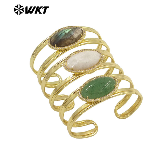 WT-B661 Wholesale Fashion Gold Plated Oval Shape Stone With Claw Prong Setting Moon Stone Elegant Women Bangle in Adjustable
