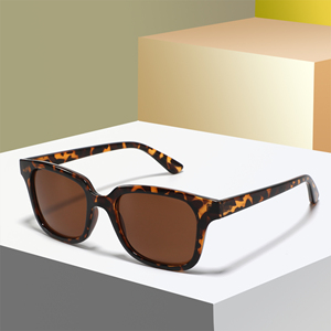 نظارات شمسية جديدة للأطفال بتصميم عصري، نظارات شمسية كلاسيكية ملونة بحماية UV400، إطار مربع، نظارات شمسية مستقطبة للأطفال - Product Image 5