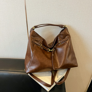 Grande <span class=keywords><strong>Zaino</strong></span> Casual da <span class=keywords><strong>Donna</strong></span> 2026 Nuovo Stile per Pendolari, Borsa a Tracolla, Esportazione Transfrontaliera, Vendita all'Ingrosso - Product Image 1