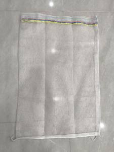 Costales en fibre de type gaze rouge sang de taureau pour pommes de terre - Product Image 3