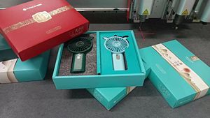 Tự động cho ăn hộp <span class=keywords><strong>carton</strong></span> chết máy cắt với dao cắt dao dao - Product Image 5