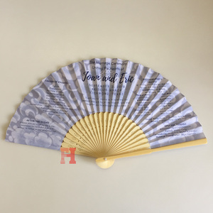 Cadeaux de souvenirs de mariage de papier de bande <span class=keywords><strong>dessin</strong></span>ée souvenir ventilateur tenu <span class=keywords><strong>dans</strong></span> <span class=keywords><strong>la</strong></span> <span class=keywords><strong>main</strong></span> - Product Image 2