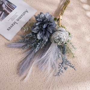 Bouquet de fleurs artificielles CallaFloral avec dahlias pour la décoration de la maison et des mariages CF01319 - Product Image 3