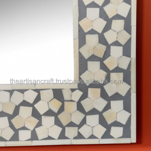 Marco de espejo con incrustaciones de hueso de diseño moderno hecho a mano Espejo de pared decorativo de lujo con opciones personalizables de artesanía artesanal - Product Image 1