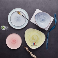 Fourniture d'hôtels, assiettes à dîner rondes, ensembles de vaisselle, vaisselle en porcelaine osseuse lavable au micro-ondes, vaisselle de Noël en céramique