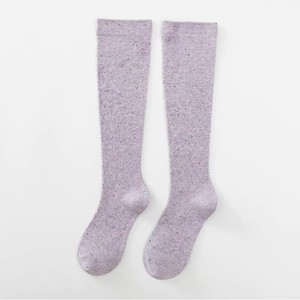 HY-3460 nouveau NEPs chaussettes de tube de style collège pour enfants chaussettes de genou tricotées minces couleur pure tout assorti pour le corps de logo de printemps - Product Image 5