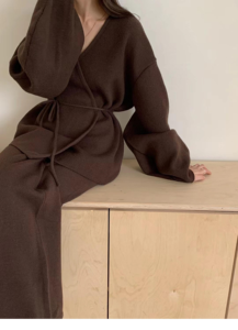 Completo su Misura <span class=keywords><strong>in</strong></span> Lana e Cashmere per <span class=keywords><strong>Donna</strong></span>: Cardigan e Pantaloni a Gamba Lunga - Product Image 6