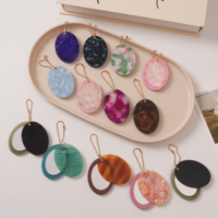 Miroir de poche ovale portable en acétate écaille de tortue avec logo personnalisé, idéal pour les voyages et les cadeaux (vente en gros)