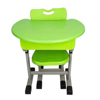 Ensemble de chaise et bureau d'étude ergonomique en plastique réglable en hauteur pour enfants, idéal pour la maison, la salle de classe et l'école