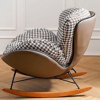 Fauteuil à bascule moderne fait à la main avec dossier en cuir, siège en tissu, revêtement à motifs, siège unique pour chambre à coucher, appartement