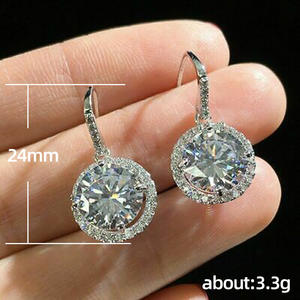 Orecchini in oro bianco con diamanti, taglio rotondo brillante, colore D, naturali, classici, da sposa, da donna E437 - Product Image 4