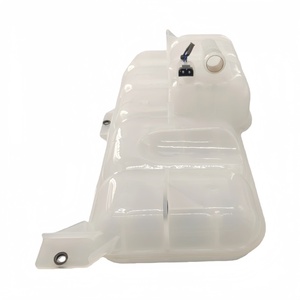 Repuestos de Alta Calidad para Sistema de Refrigeración de Camiones, Tanque de Expansión 1674918 para Camiones Pesados Volvo - Product Image 3