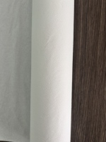 Vente en gros rouleau de papier jetable en bois vierge 100% de haute qualité personnalisé draps de lit d'examen laminés en relief papier