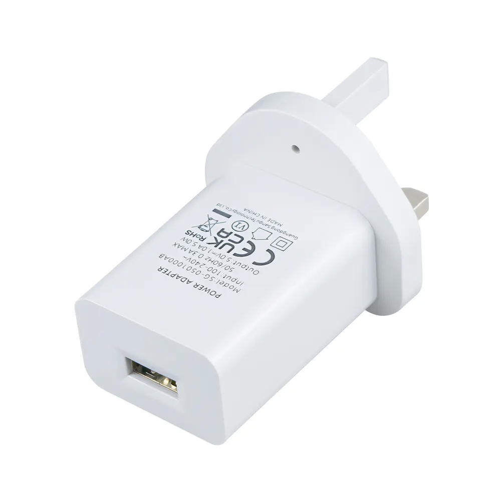 Hochwertiger UKCA zertifizierter 3 Steckplug 5 W Wandladeadapter 5 V 1 A USB-Ladestecker UK