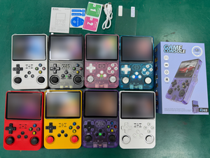 Consola de Juegos Original R36S de 64 GB con Más de 20 000 Juegos, Pantalla de 3.5 Pulgadas, Mini Consola Retro con Sistema <span class=keywords><strong>Dual</strong></span> Linux, Game Boy de Bolsillo, Consola de Juegos de 64 GB - Product Image 3