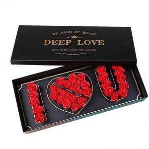 Popular Caja Rectangular Rígida de Lujo con Diseño Floral, Material de Cartón Barnizado para Arreglos de Rosas Preservadas, Boda, Día de San Valentín - Product Image 4