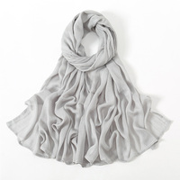Foulard Hijab en Polyester Froissé Couleur Unie Doux Léger Texturé Nervuré Châle Polyvalent Quotidien Tendance Femme Vente en Gros