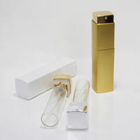 Hotsale 15ml Aluminium Carré Portable Rechargeable Twist up Parfum Atomiseur