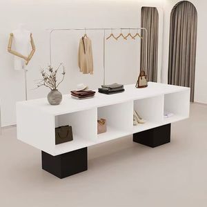 Mostrador de Recepción Minimalista Blanco con Estantes Abiertos y Patas Negras para Uso Comercial en Centros Comerciales - Product Image 4