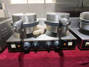 Machine à gaufres électriques professionnelles double tête OUTE pour cornets de crème glacée, avec plaques antiadhésives, idéale pour les snacks et les cafés - Product Image 6