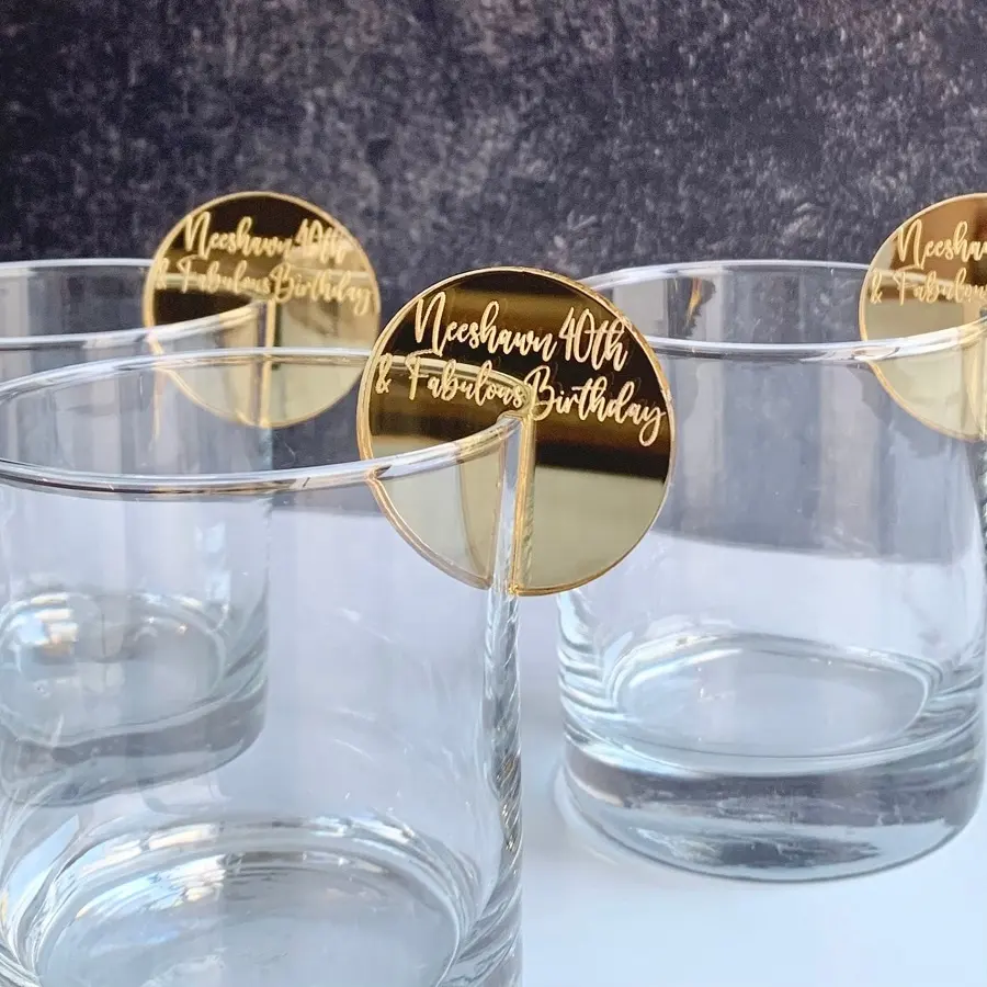 Etichetta per bevande in acrilico con specchio dorato etichetta per bevande in acrilico con cerchio in acrilico personalizzato