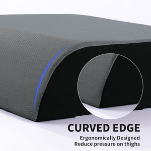 Ampio cuscino per sedile reclinabile in Memory Foam quadrato e antiscivolo con bordo curvo per poltrone poltroncine antistress - Product Image 4