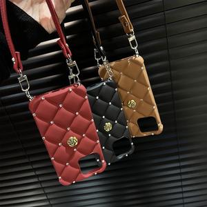 럭셔리 글리터 다이아몬드 디자이너 플로럴 실리콘 케이스, 아이폰 16 프로 맥스 15 14 13 <span class=keywords><strong>12</strong></span> 프로용 샤이니 체인 스트랩 폰 홀더 커버 - Product Image 5