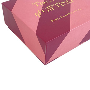 Boîte cadeau rigide carrée noire en carton pour bijoux - Product Image 1
