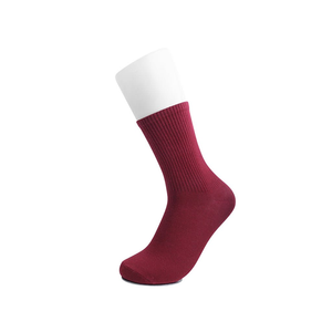 OEM Custom Knitted <b>Socks</b> Lightweight Athletic Crew <b>Socks</b> for Team Sports Gym Exercise Outdoor Recreation and Daily Use - Product Image 4