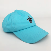 Heldere blauwe 100% katoenen geborduurde baseballcap, snapback pet, one size fits all voor sport, hardlopen, dagelijks en casual gebruik.