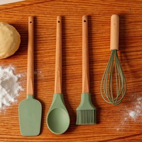 Ensemble d'ustensiles de cuisson en silicone avec manche en bois, 4 pièces : spatule, fouet à œufs, pinceau à huile, anti-fuite, compatible avec les aliments, ustensiles de cuisine