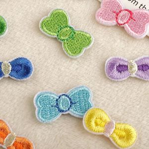 แพทช์ปักลายโบว์ ขายส่ง มีจำหน่ายสำหรับติดเสื้อผ้า - Product Image 3
