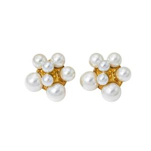 Retro Hypoallergenic Non Tarnish Irregular Flower Pearl Beads <b>Earrings</b> Minimalist Stainless Steel Gold Plated <b>Stud</b> <b>Earrings</b> - Product Image 2