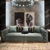 Italienischer Luxus-Wohnzimmer-Möbelsatz im Postmodernen Stil für Villen und Herrenhäuser mit Großflächiger Einteilung aus Hochwertigem Mattiertem Mikrofaserleder