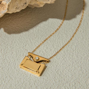 Perhiasan trendi kalung zirkon amplop baja tahan karat berlapis emas 18K untuk anak perempuan - Product Image 1