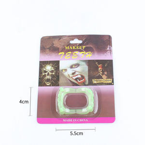 Vampiro diente luminoso accesorios animados Feliz Halloween tema decoración para fiesta evento ornamento al por mayor - Product Image 2