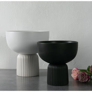 مزهرية سيراميك دائرية باللونين الأبيض والأسود، ديكور منزلي صديق للبيئة للفنادق وحفلات الزفاف، إناء زهور بتصميم عصري بسيط - Product Image 5