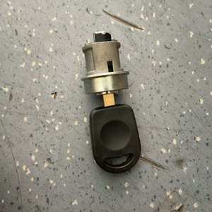 大型トラックTX T5G 811-46433-6014点火ロックシリンダーアセンブリ (T5G) に適しています - Product Image 2