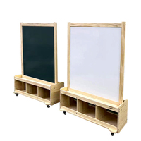 Pizarra Magnética de Doble Cara Maxwell con Marco de Madera y Pizarra para Dibujar, Superficie Ecológica, 90x120cm, Forma de Casa para Niños