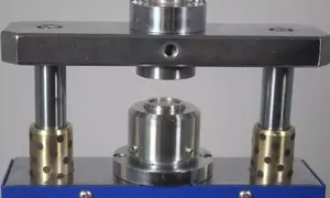 Automatische Elektrische Knoopcel Crimper Machine Voor CR20XX Serie Knop Batterij Krimpen