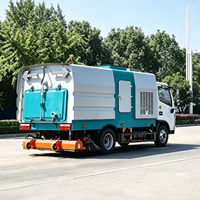 Camion d'assainissement urbain Dongfeng 4x2, camion à vide pour eaux usées 8 m³, camion d'aspiration des boues pour l'extraction des boues municipales et le transport des déchets