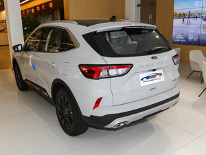 <span class=keywords><strong>Ford</strong></span> Escape <span class=keywords><strong>2024</strong></span> d'occasion, EcoBoost 245 FWD 2.0T 248HP, 5 places, faible kilométrage, sans accident, SUV - Product Image 4