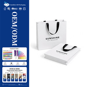 Sacs en papier blancs pliables, écologiques, imperméables, avec logo embossé personnalisé, pour l'emballage de vêtements, de chaussures, pour le shopping - Product Image 1