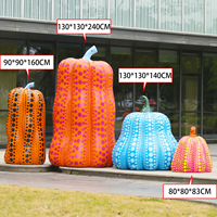 Sculpture de jardin extérieure MUSI Kusama en forme de citrouille à pois de grande taille, pièces décoratives en résine et acier pour aménagement paysager