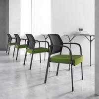 Chaise de conférence empilable à accoudoirs fixes en maille, design moderne, chaise de bureau administrative en maille