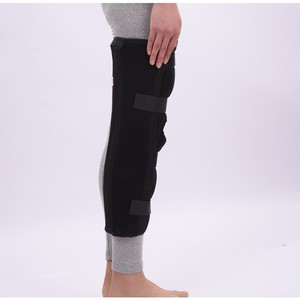 Attelle de genou réglable noire pour le soutien des blessures à la rotule et au ménisque - Product Image 2