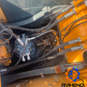 Excavadora Hyundai 520V5 usada de alta calidad Capacidad de 52 toneladas Gran escala con motor Hyundai Buen precio importado de Corea - Product Image 5