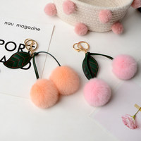 Porte-clés mignon en vraie fourrure en forme de cerise, pendentif fruité multicolore et moelleux, breloque de sac, accessoire pour clés de voiture