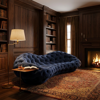 Canapé en tissu de luxe bleu marine à boutons capitonnés, trois places, forme irrégulière moderne, pour salon, chambre, villa, Pavone